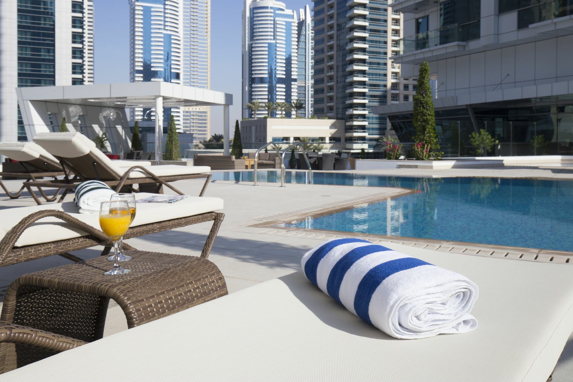 La Verda Suites And Villas Dubai Marina Exterior foto